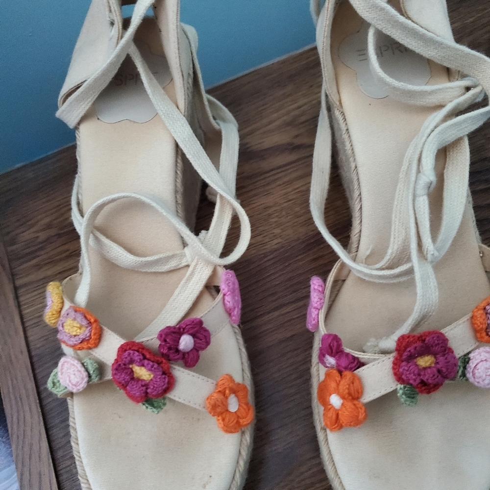 Shoes - Picture 2 of 2